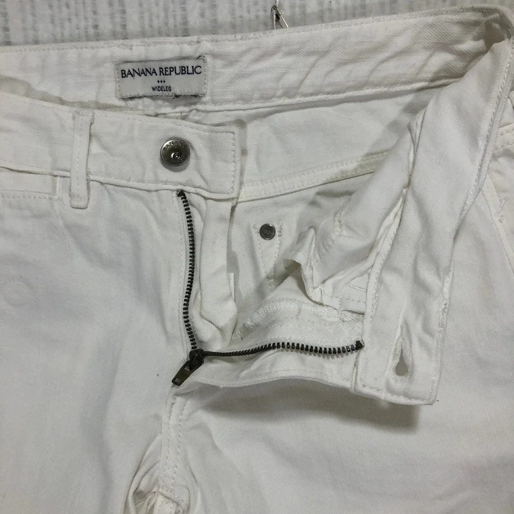Banana Republic classic white